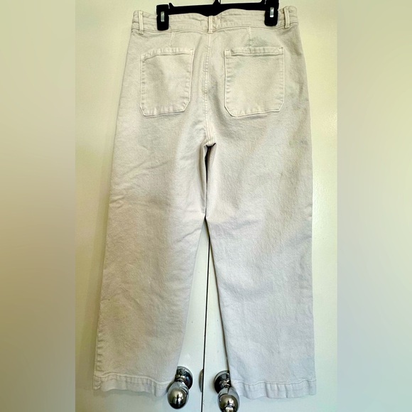 Ann Taylor High Rise Wide Leg Cropped Cream Colored Jeans size 8 - Picture 3 of 4